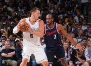 AYX官方直播-印度羽毛球队爆冷泰国羽毛球队，林丹三分雨点燃全场