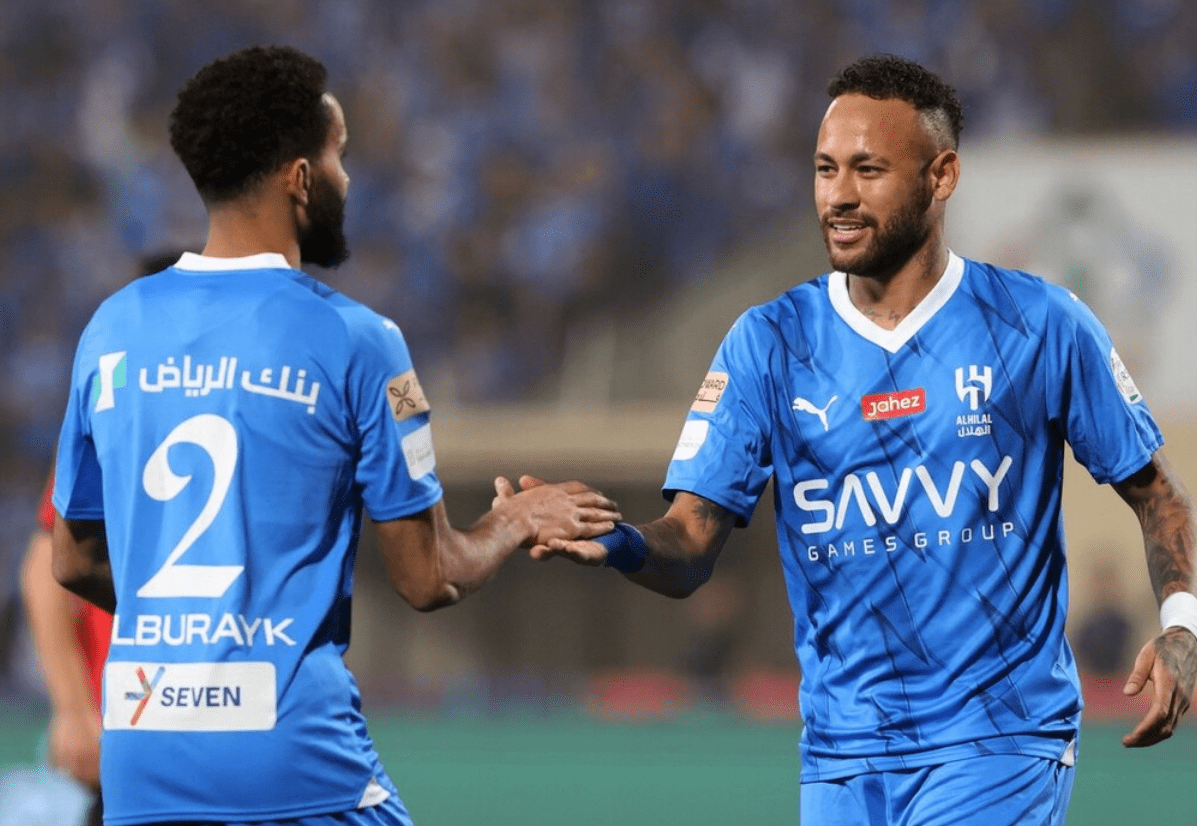 乌克兰横扫巴黎，内马尔扛起全队