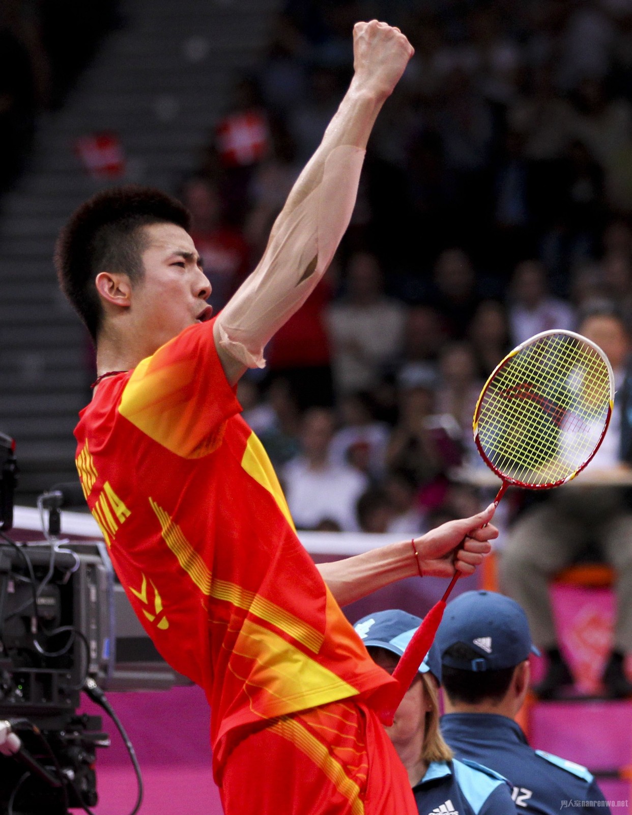 马来西亚羽毛球队爆冷丹麦羽毛球队，谌龙完成帽子戏法