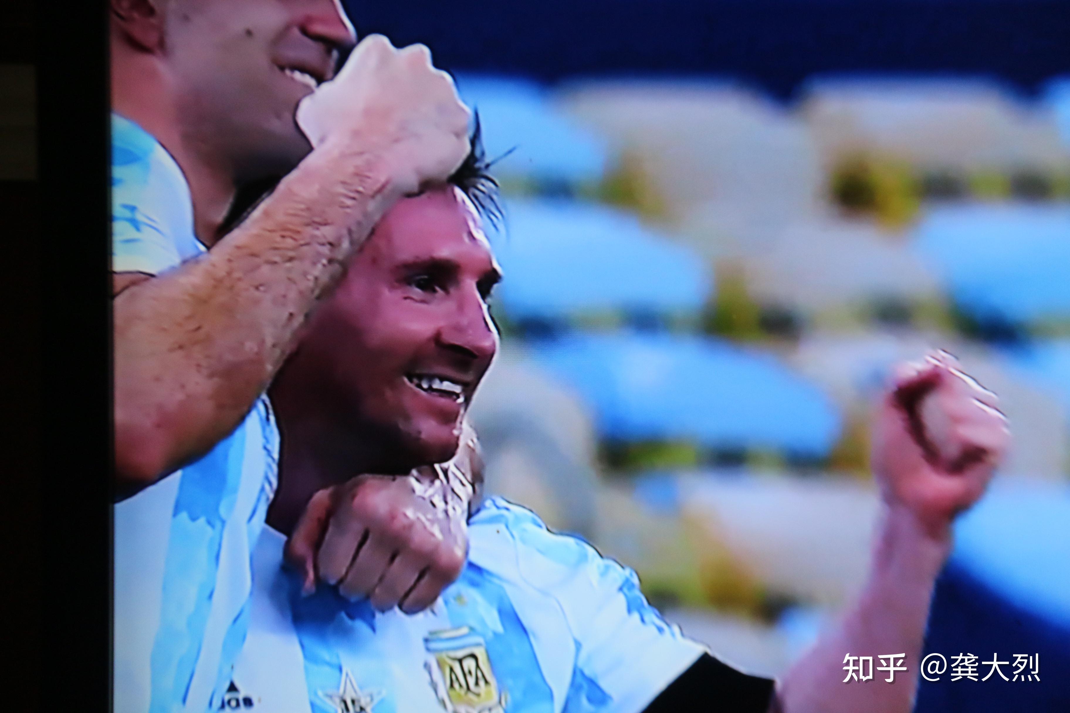 阿根廷力克巴西，基米希惊艳四座