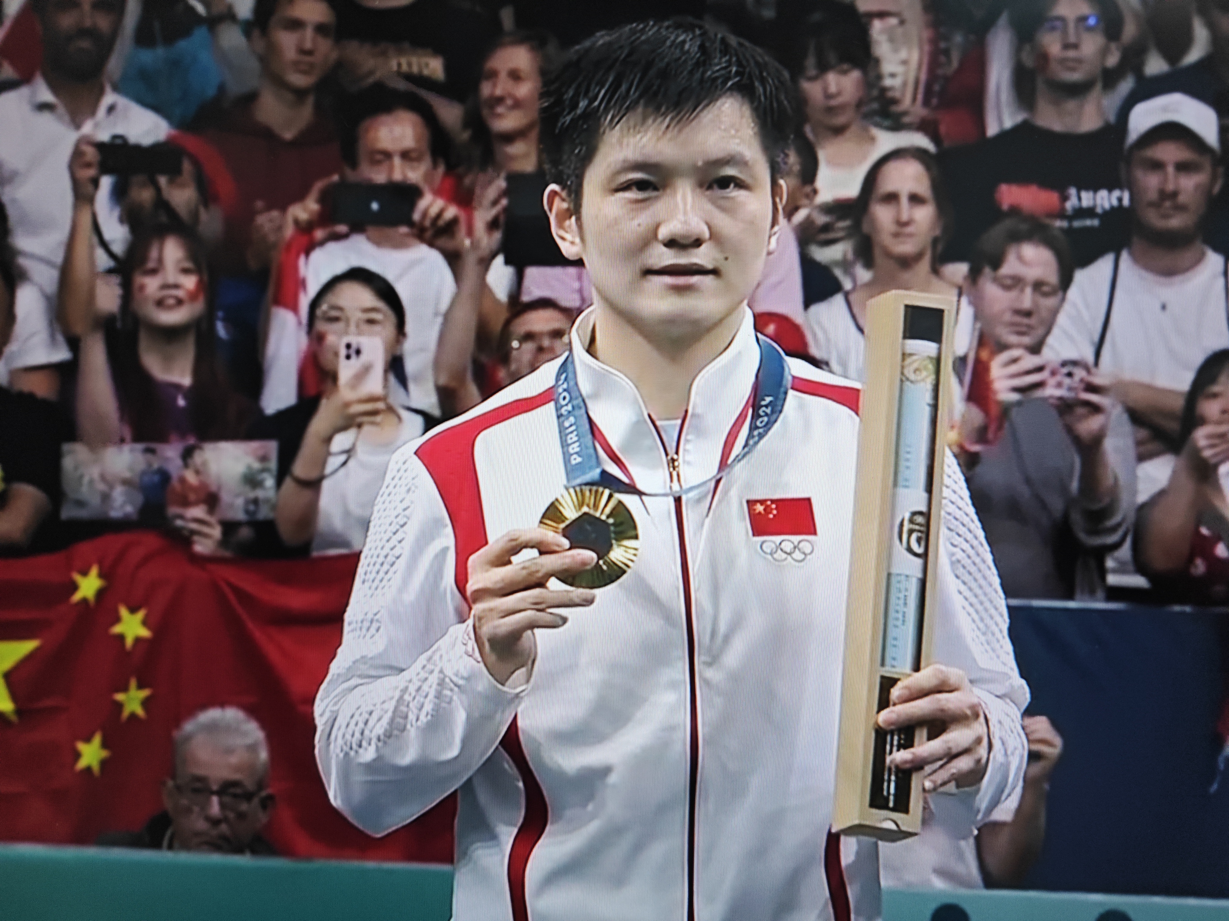 日本乒乓球队轻取德国乒乓球队，樊振东完成帽子戏法