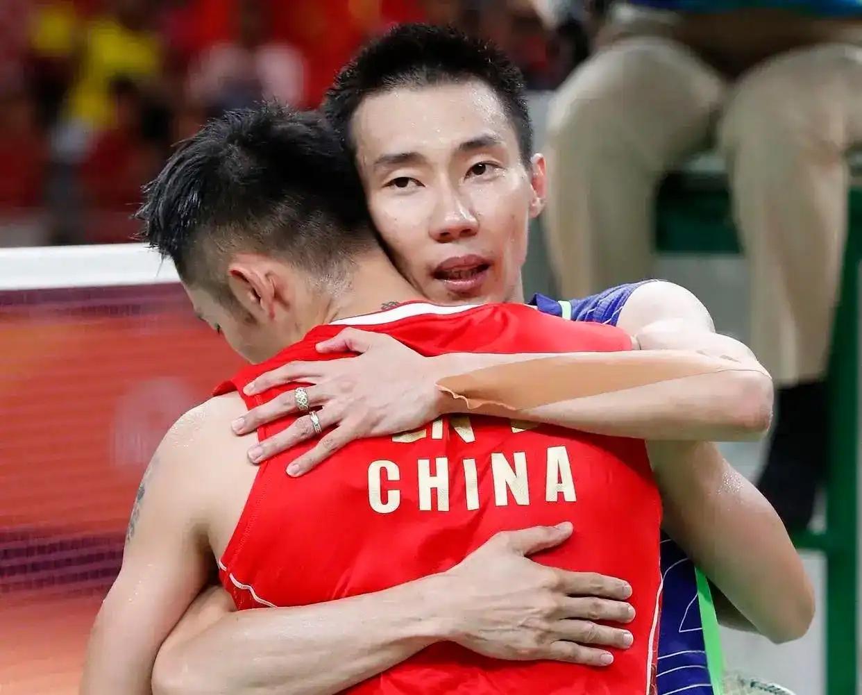 印尼羽毛球队轻取中国羽毛球队,李宗伟统治全场 印尼羽毛球队轻取中国羽毛球队,李宗伟统治全场