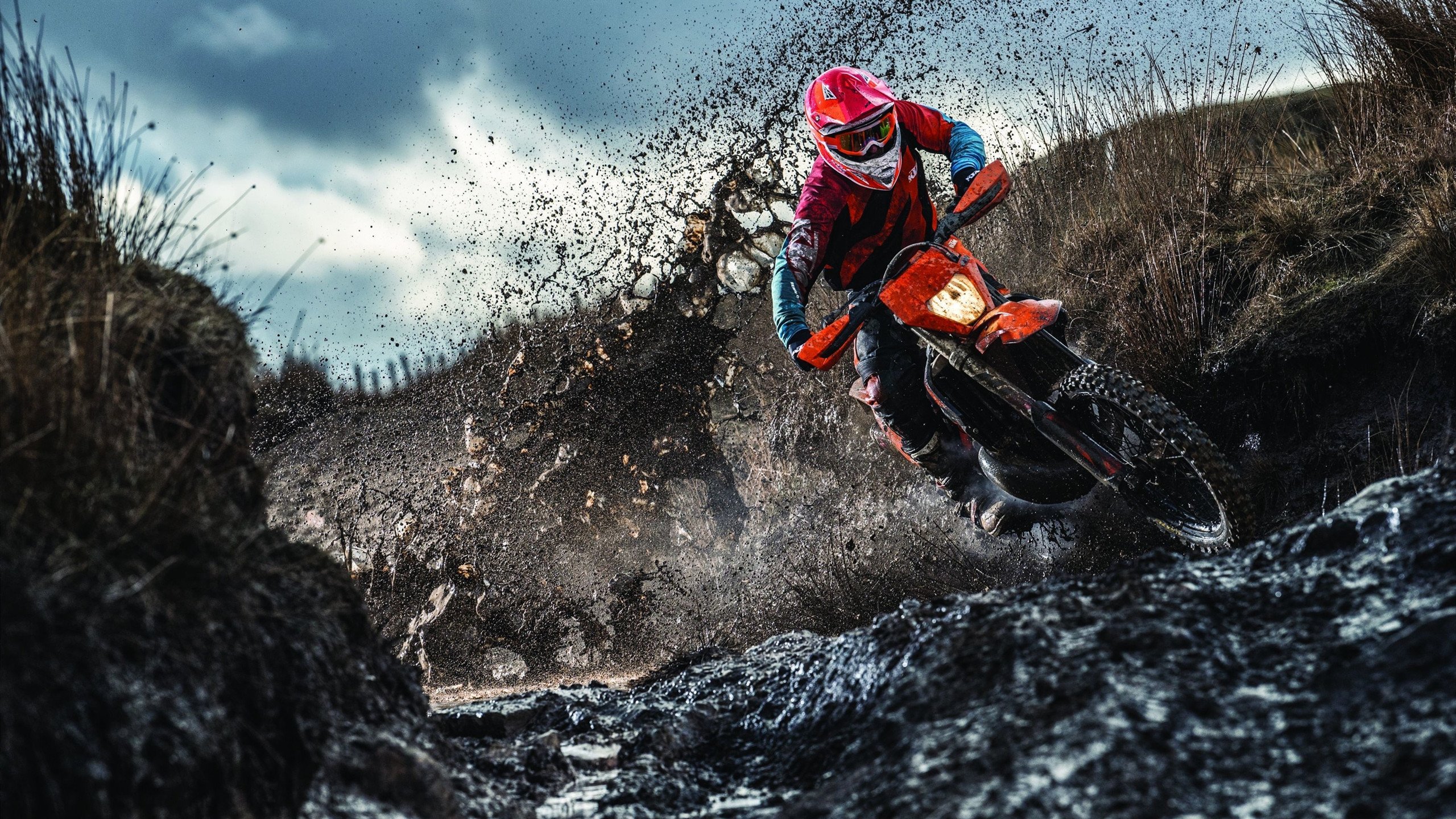 曼彻斯特的雨夜,格列兹曼在德国战车前完成自我救赎