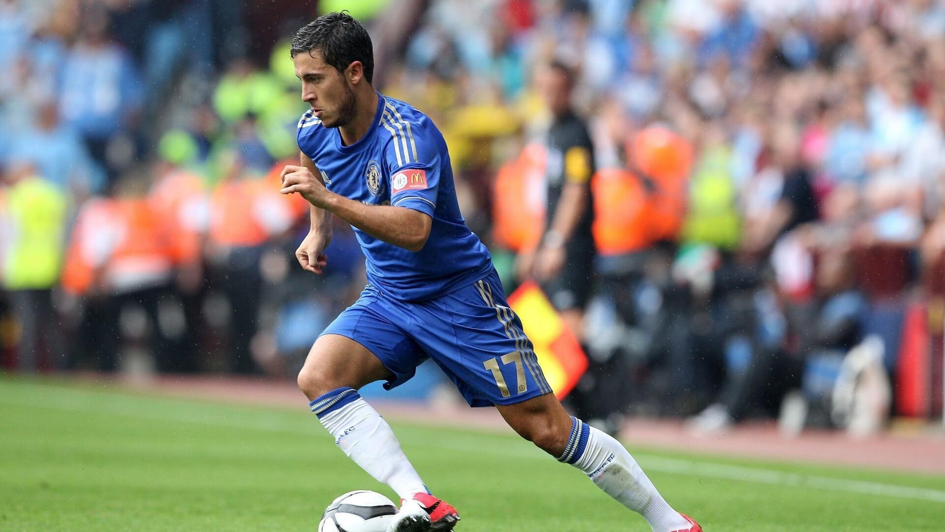 卢卡库化身进攻风暴，毕尔巴鄂竞技横扫贝蒂斯展露冠军相